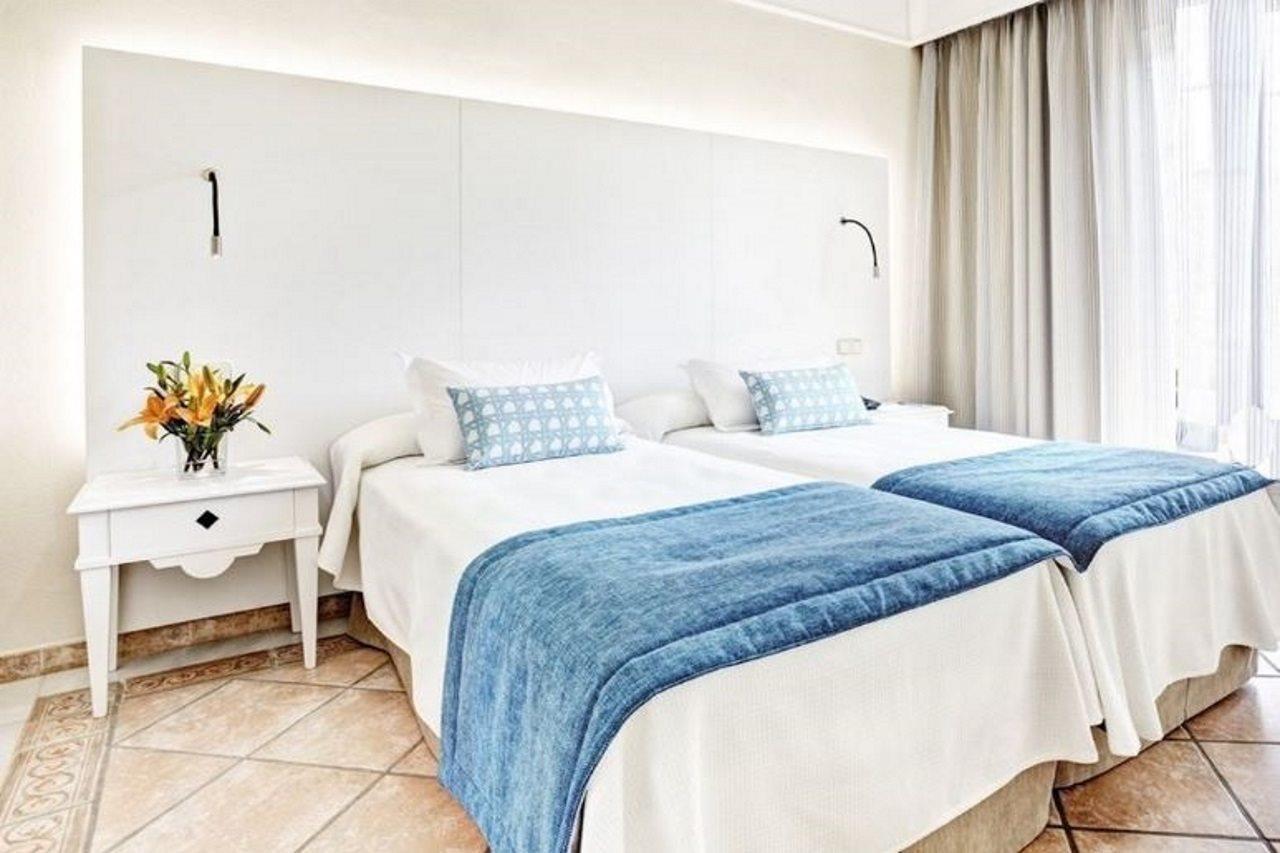 Grupotel Playa Club Son Xoriguer Kültér fotó