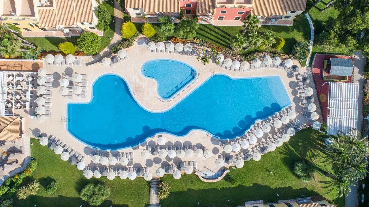 Grupotel Playa Club Son Xoriguer Kültér fotó